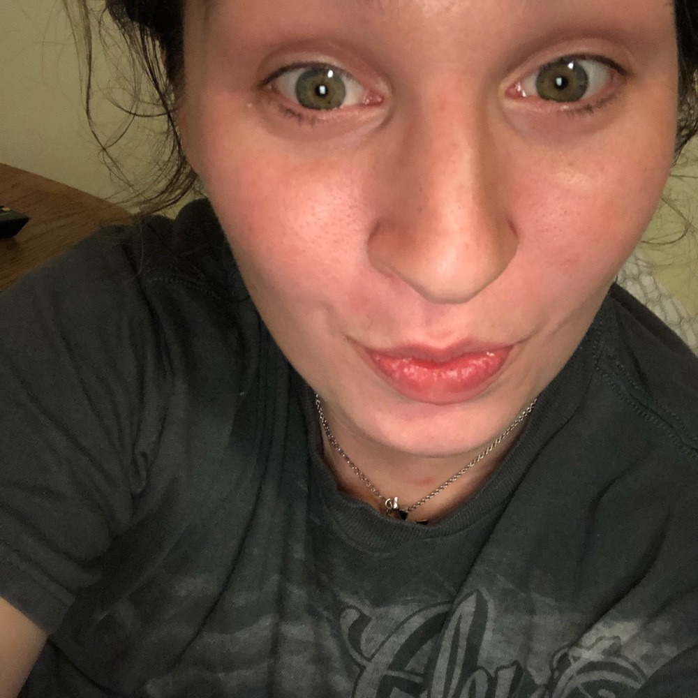 Meet your Posher, Logan